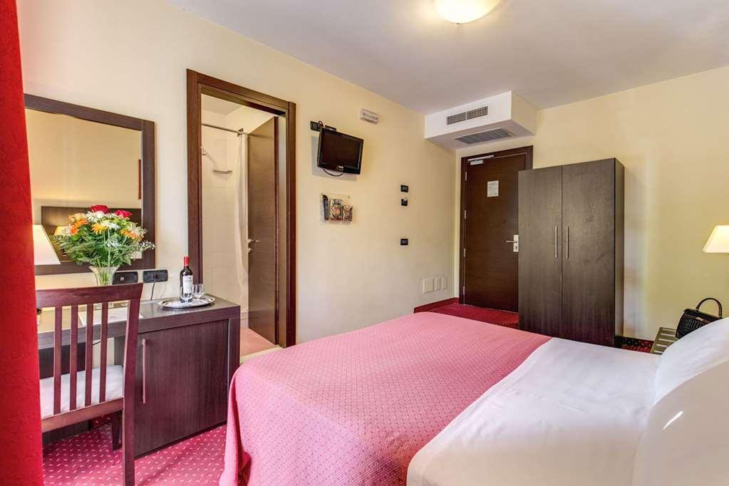 Hotel Versailles Roma Habitación foto